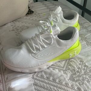 •Under Armour men’s shoes•